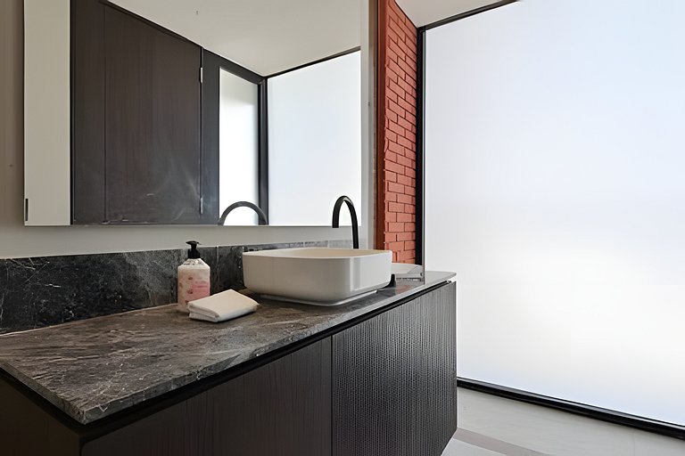 Hidalgo Residences 9B by Del Mar