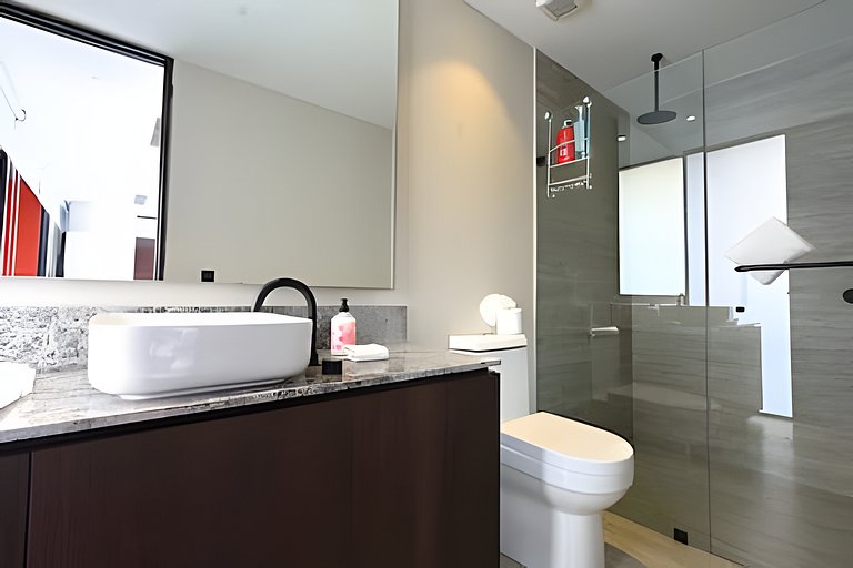 Hidalgo Residences 2E by Del Mar