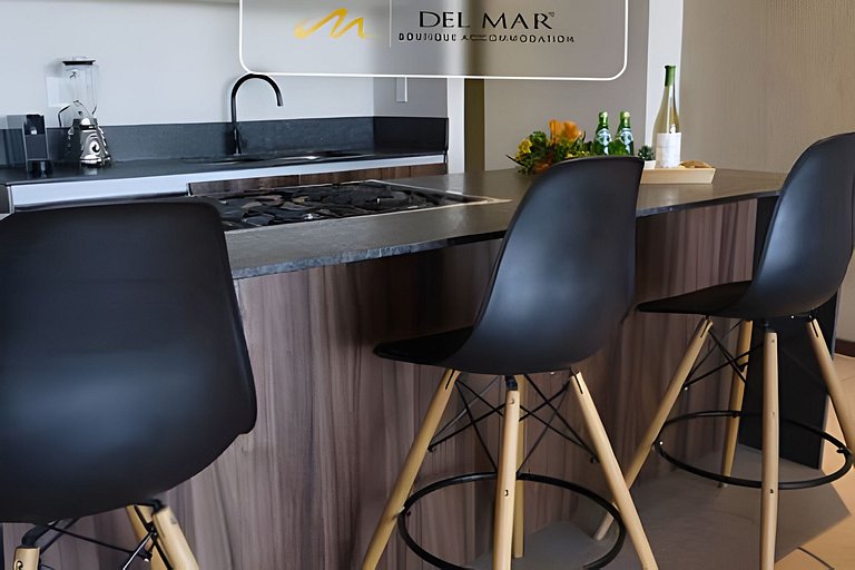 Urbania PHA Torre 100 by Del Mar