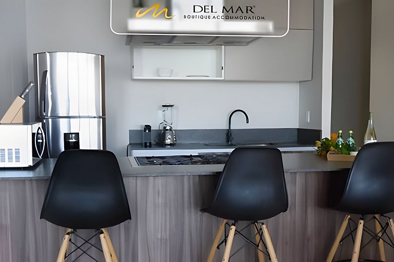 Urbania PHA Torre 100 by Del Mar