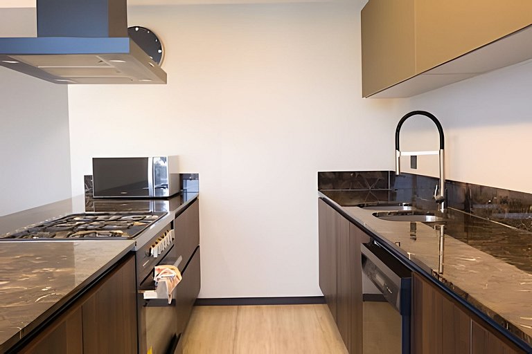 Hidalgo Residences 14D by Del Mar