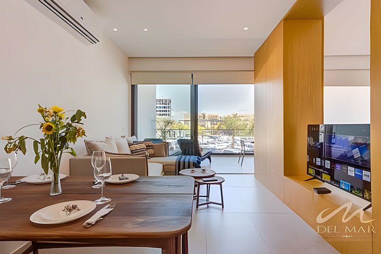 Aria Ocean 213 by Del Mar