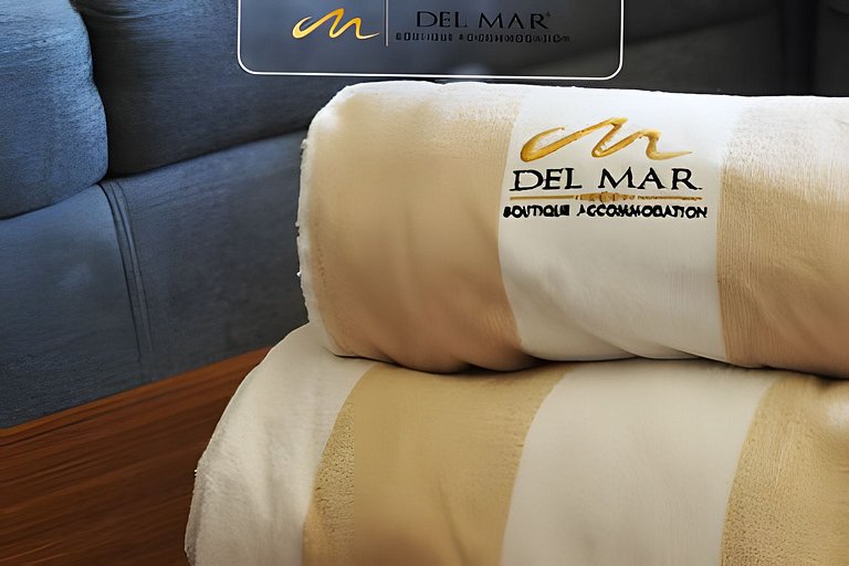 SH Mio 204-A by Del Mar